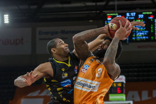 运动员们在 运动员们在