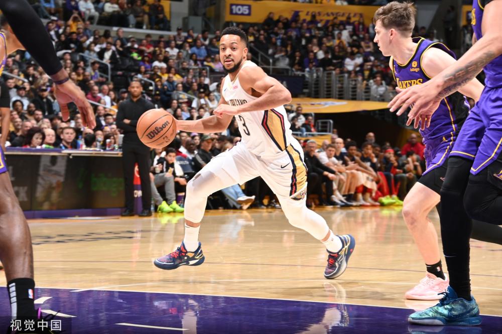 现年32岁 现年32岁