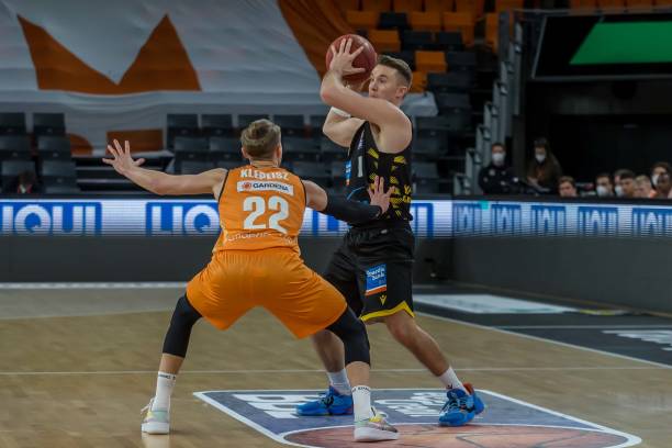 更灵敏地捕 更灵敏地捕