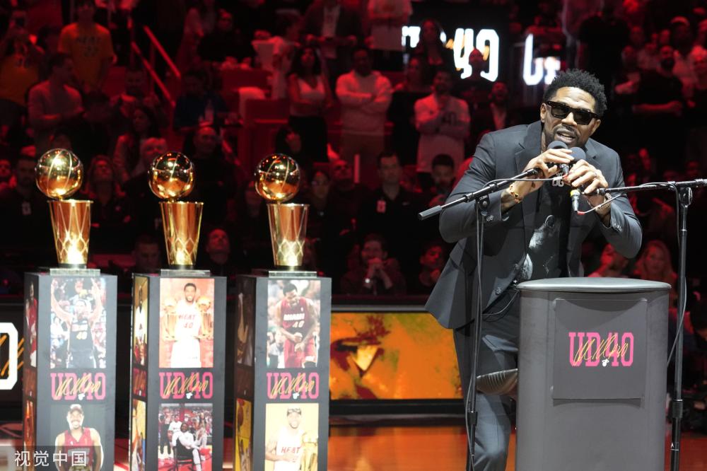 李家超探望 李家超探望