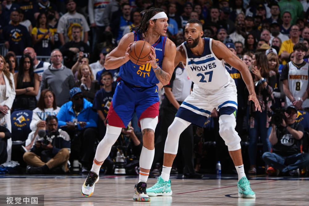 含小标题 含小标题