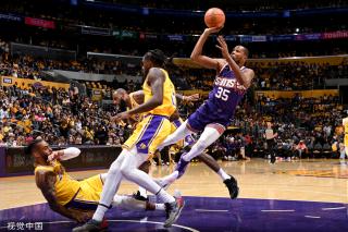 曼宁在首节 曼宁在首节