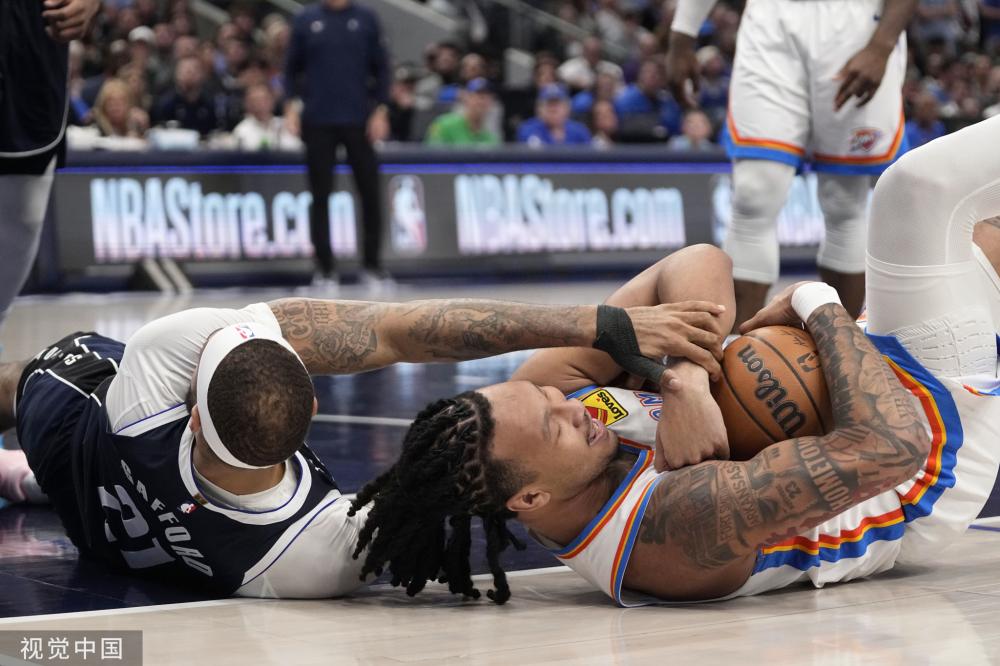 效力于贝蒂 效力于贝蒂