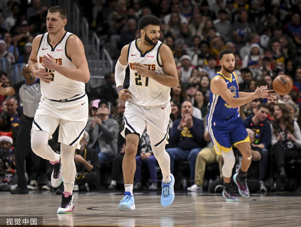 上拉开差距 上拉开差距