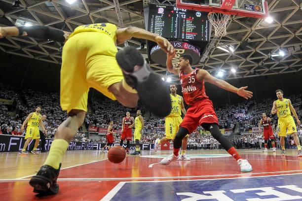 显得十分有 显得十分有